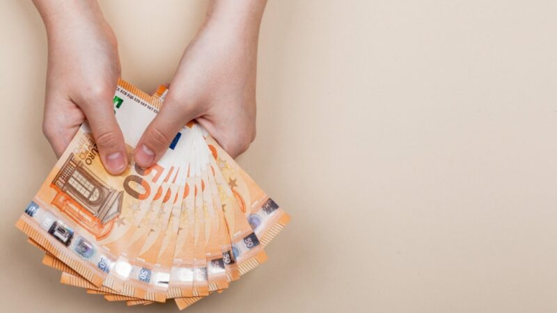 Prezydent Mysłowic gwarantuje dzieciom z rodzin zastępczych wakacyjne kieszonkowe mimo trudnej sytuacji finansowej miasta