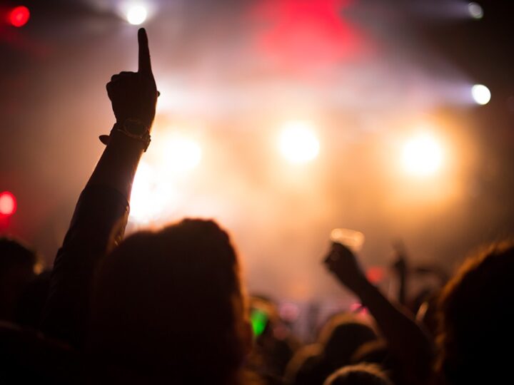 Finał Wakacji w Parku Zamkowym: Tańce, Muzyka i Radość!