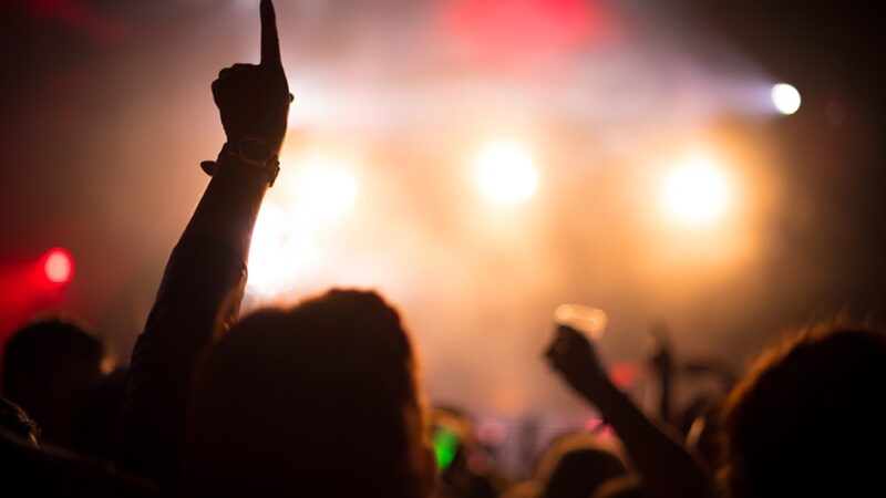 Finał Wakacji w Parku Zamkowym: Tańce, Muzyka i Radość!