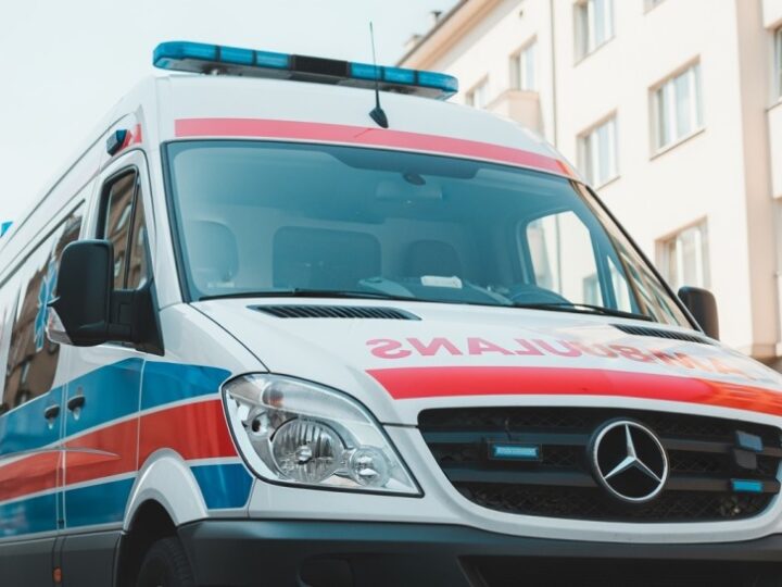 Seniorzy w akcji: Straż Miejska szkoli z pierwszej pomocy!