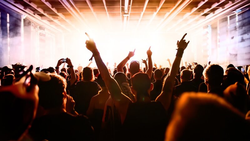 Techno w Świątyni: Mysłowicki Kościół Zamienia Się w Muzyczny Klub