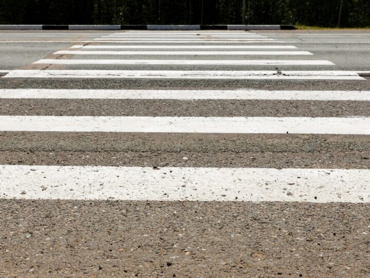 Przedszkolaki z Chełma Śląskiego uczą się bezpieczeństwa z policją