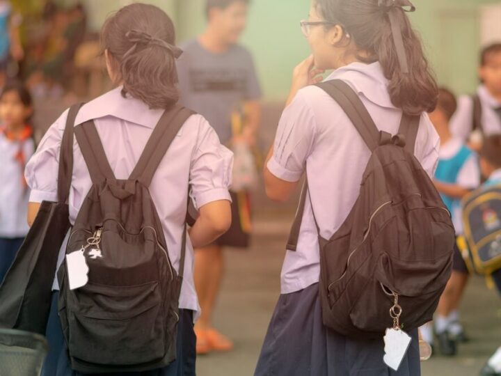 Październik: wyzwania szkolne i emocjonalne zawirowania