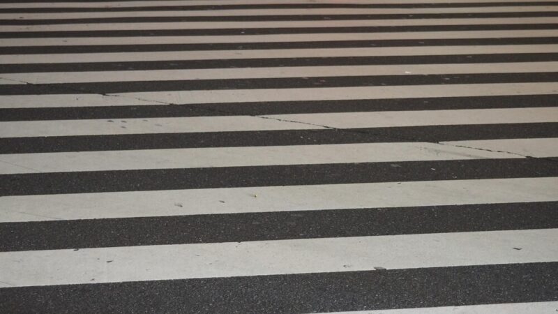 Strażnik miejski uratował 9-letniego chłopca potrąconego na przejściu dla pieszych