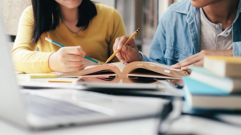 Pasowanie na przedszkolaka w Lędzinach: radosne chwile w Miejskim Przedszkolu nr 3