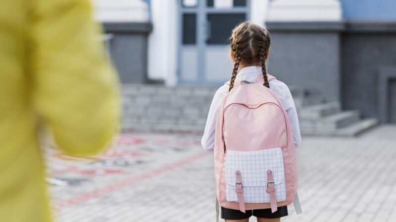 Nauczycielki z Lędzin zdobywają awans zawodowy podczas uroczystości w Urzędzie Miasta