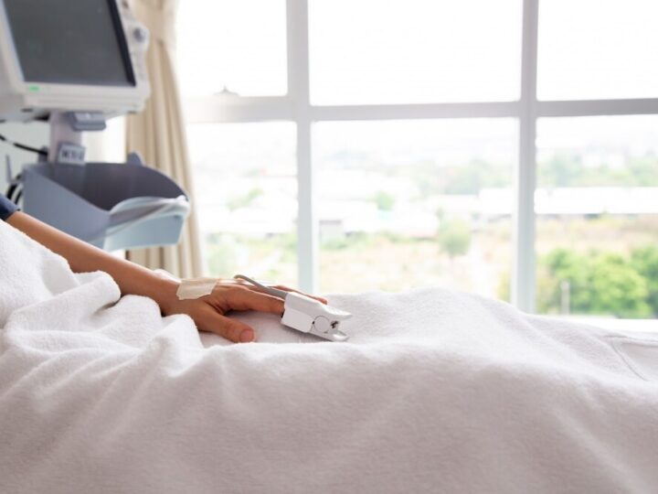 Uczniowie z Mysłowic zdobywają umiejętności ratowania życia podczas szkolenia RKO i AED