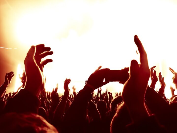 Karnawałowa noc tańca w Jaworznie – przyjdź i baw się z nami!