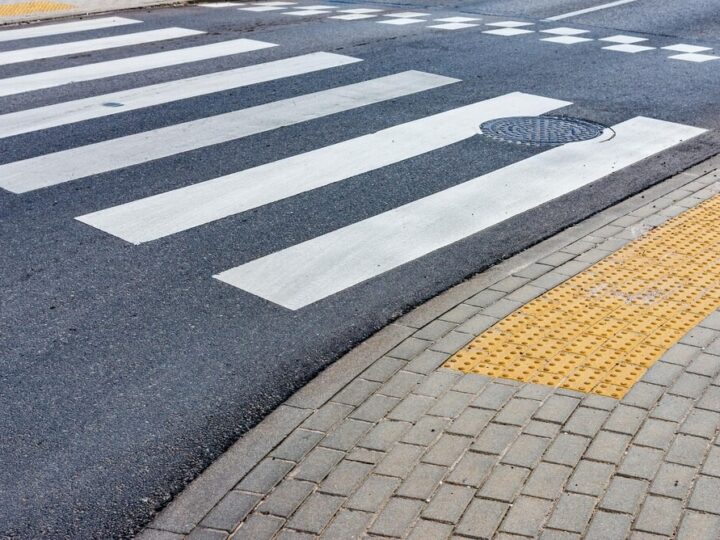 Drony w akcji: Policja zwiększa bezpieczeństwo pieszych