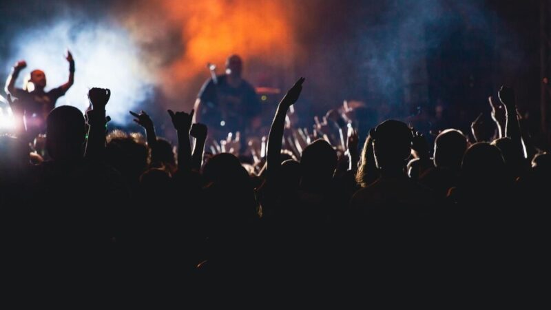 Jawor Dance: Letnia zabawa z zachowaniem ostrożności!